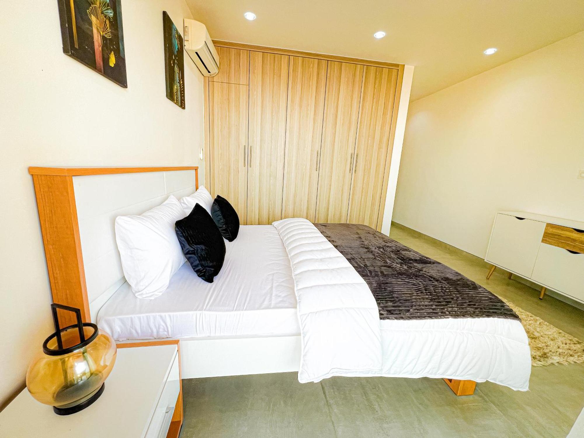 Thea Appart hôtel *